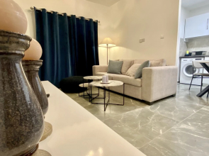 White Arches No.2 Sea View Apartment