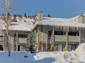 Greyhawk By Resortquest