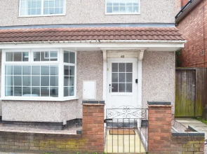 No 40, 5 beds, sleeps 7