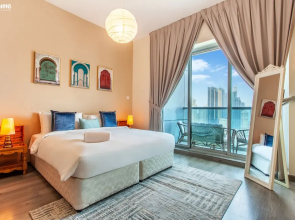 1B-Armada 3-2506 by bnbme homes