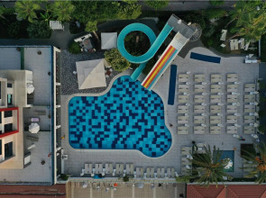 White City Beach - Adults Only