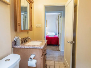 Large 2 Bed w/ Room For 8