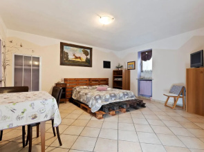 Snug Apartment in Frazione Sessant With Veranda