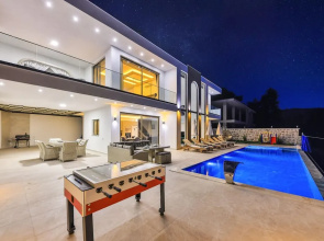 Villa Taha in Kas With 3 Bedrooms and 3 Bathrooms