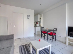 Refurbished Apt Near The Ourcq Canal