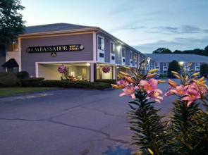 Ambassador Inn & Suites
