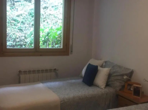 Casa de Claudia Comillas- Jardín privado - A 10 metros del Capricho de Gaudí