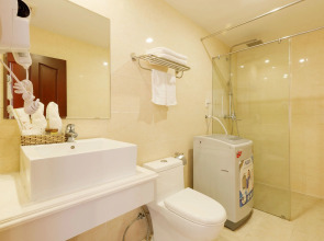 Paris Nha Trang Hotel & Apartment