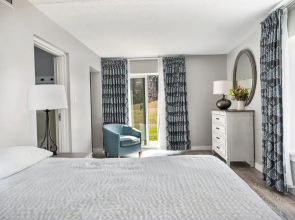 First Floor Bay View Deluxe Suite