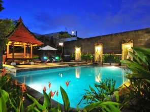 Sandat Hotel Legian