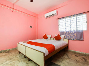 OYO Flagship 61092 Hotel Subheksha