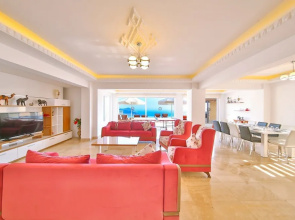Villa Acar