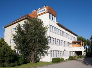 D-Hotel