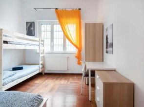 4 Bedrooms Flat Next To Station