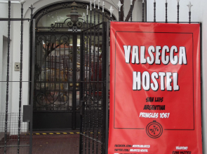 Valsecca Hostel