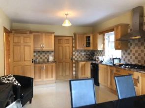 Modern Six Bedroom House Westport