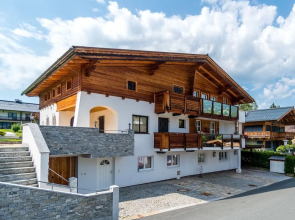 Spacious Apartment in Kitzbuhel near Ski Lift