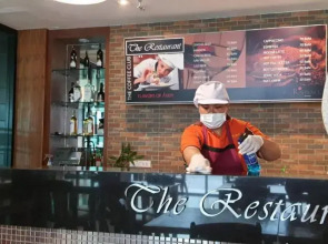 Inn residence serviced suites