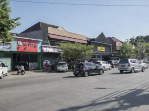 SPOT ON 2577 Pondok Garasi
