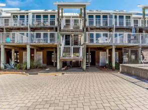 La Bahia #125 by Southern Vacation Rentals