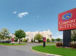 Comfort Suites Airport