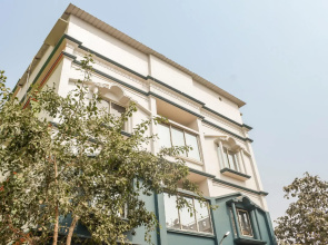 OYO Flagship 77118 Balgopal Guest House