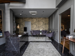 DAM boutique hotel & restaurant