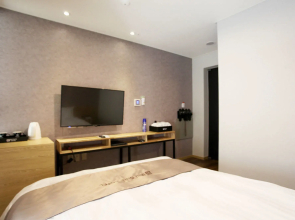 Jeju Slim Hotel