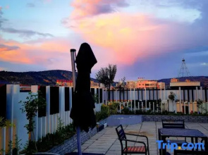 Jingning Dongcheng Hotel
