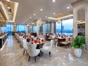 Melia Vinpearl Danang Riverfront