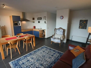 Hunsrück Valley View Apartment with Cedar SAUNA