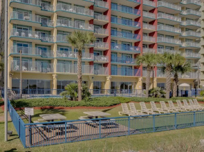 Grand Atlantic Resort 601 - Efficiency Studio Bedroom Condo by RedAwning