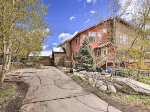 Walk to Frisco Main St: Townhome Steps to Trail!