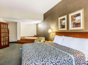 Days Inn by Wyndham Budd Lake