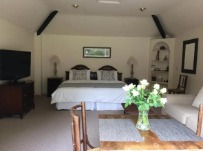 The Little Manor