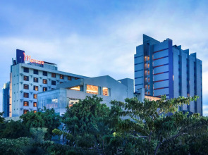 Mercure Surabaya Grand Miram
