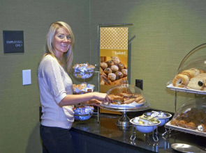 Hampton Inn & Suites Raleigh/Crabtree Valley