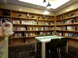 Zhengzhou Weilaiyiju Hotel