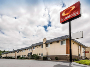 Econo Lodge La Crosse North