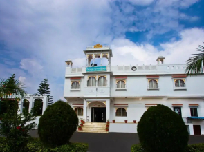 Narayan Niwas Resort