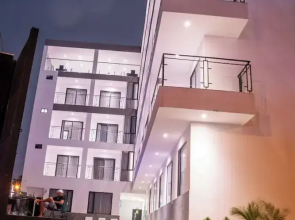 Manta Surf Hotel