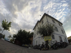 Bicaj Hotel