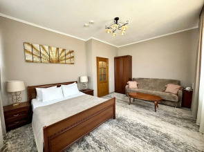 Отель Золотой Берег