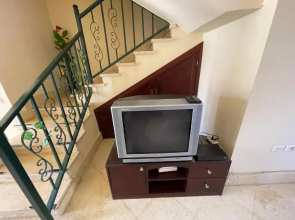 Cheerful 3-bedroom Villa With 6 Pools