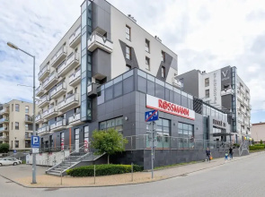 Apartment Mondrian by Renters
