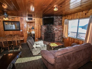 Shore Acres Lodge-450 by Big Bear Vacations