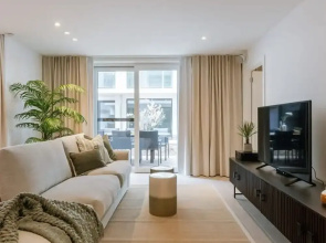 Cozy Ground-floor Apartment With Spacious Terrace