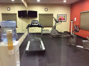 Holiday Inn Express & Suites Forest, an IHG Hotel