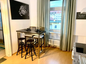 Mellow Contactless Apartment - by Nahuen Suites
