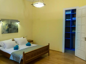 4BD Appartaments with cozy garden